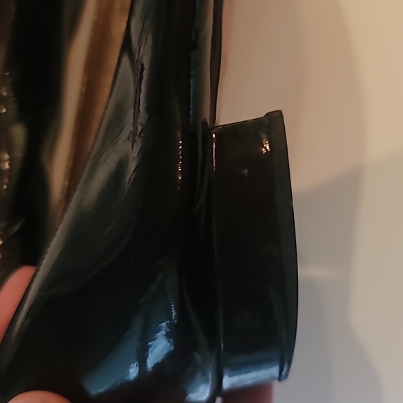 BALLY of Switzerland Shoes - Picture 6 of 9
